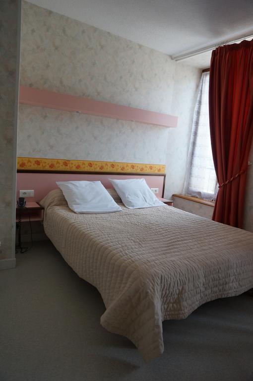 Logis Auberge De L'Allagnonette Saint-Poncy Esterno foto