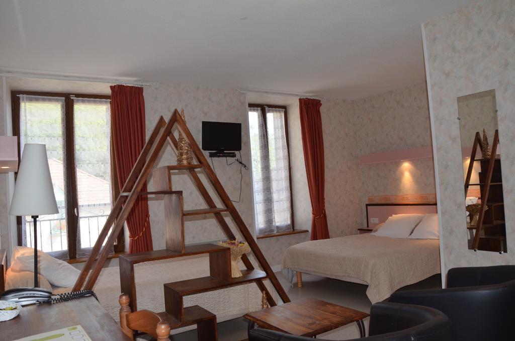 Logis Auberge De L'Allagnonette Saint-Poncy Esterno foto